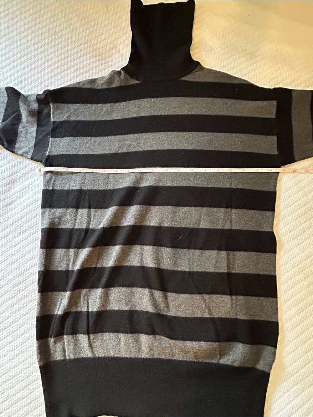 GAP cotton/cashmere blend Black and Gray Striped Turtleneck Sweater - size med - Picture 5 of 12